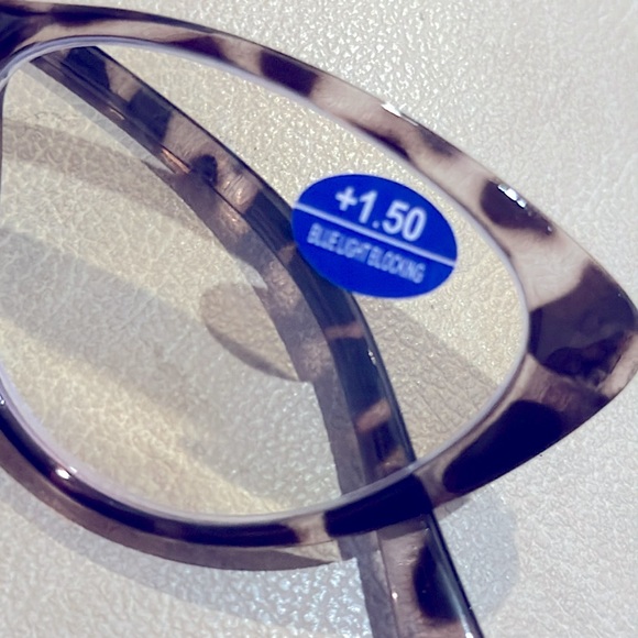 Reading Glasses Cat Eye  +1.50 Blue Light Filter - Picture 2 of 4